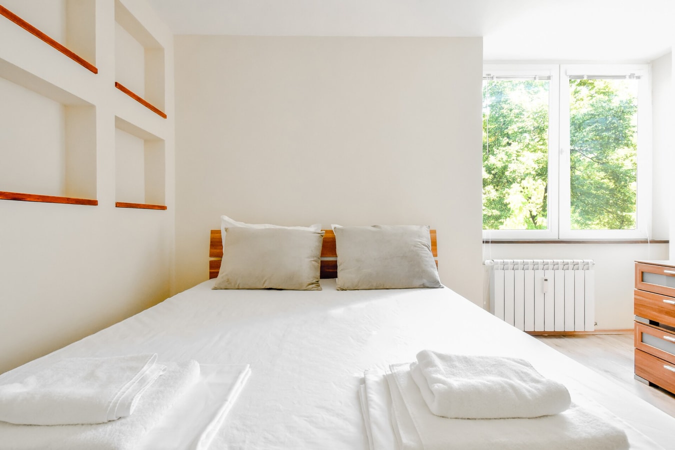 Modern 2BD Flat in Central Sofia + Workspace 5 Flat Manager Booking