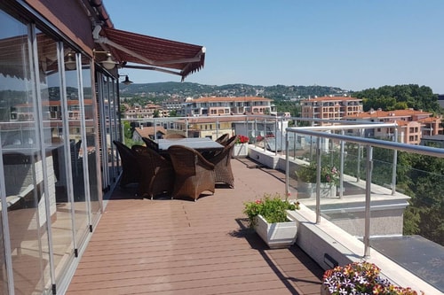 Under the Stars - Lux. Penthouse w/ POOL + Terrace 72 Flat Manager Booking