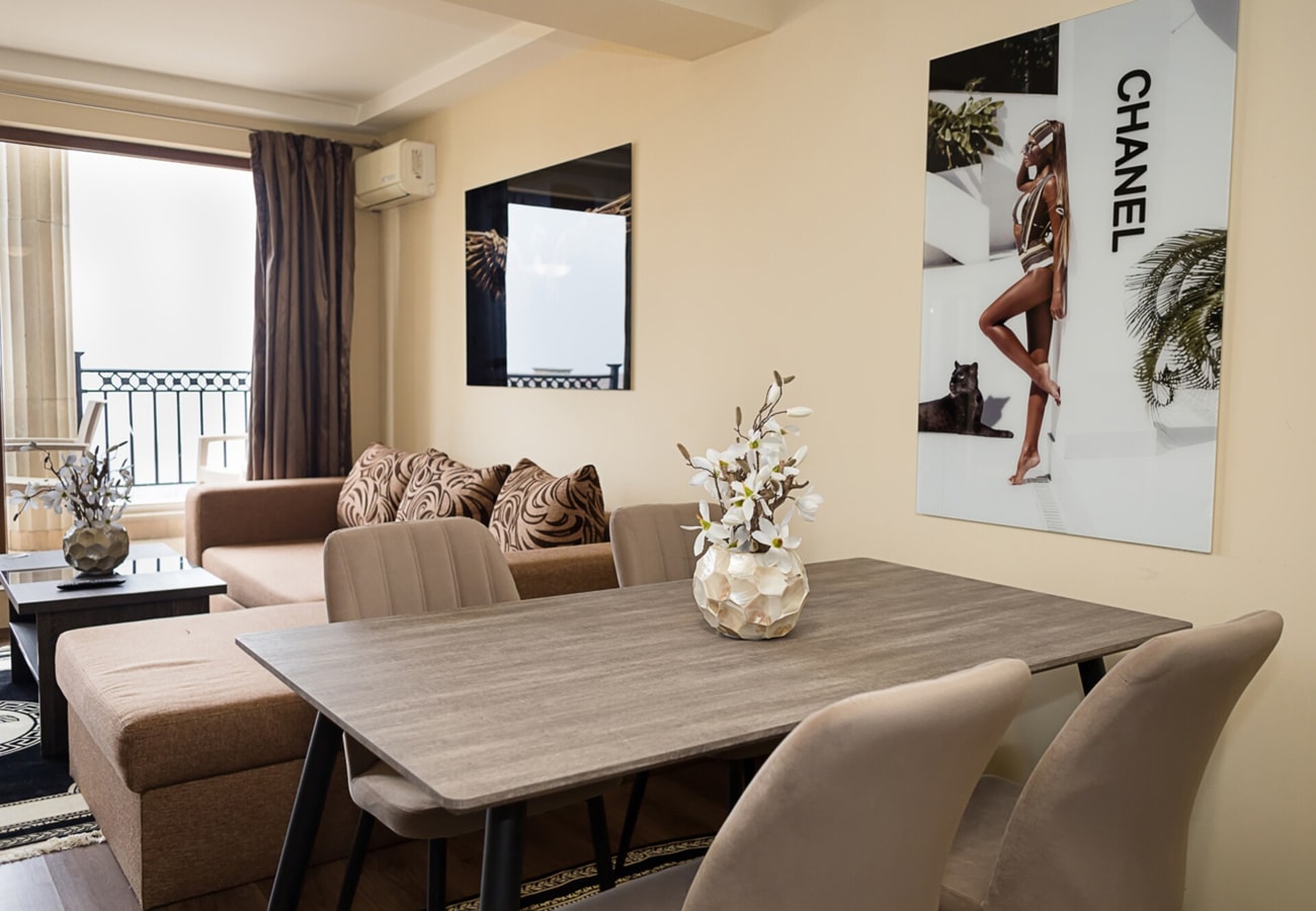 Elegant Apartment with Balcony in Argisht Palace 10 Flat Manager Booking