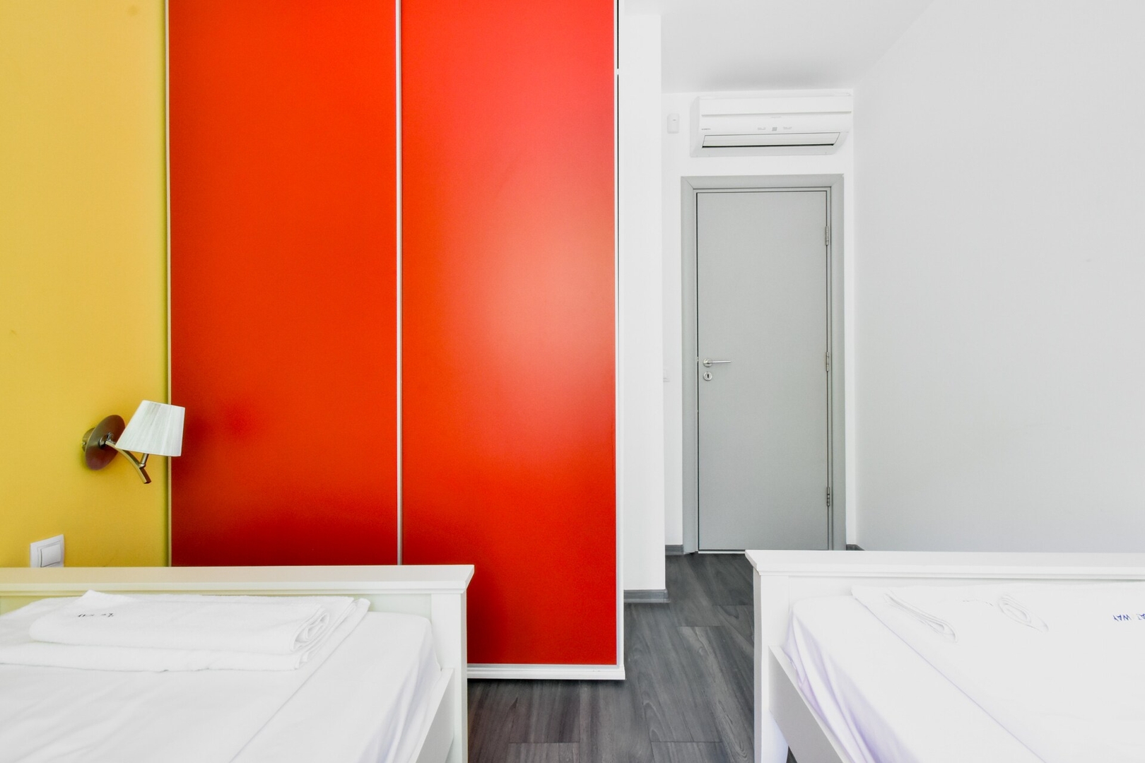 Joy Apartment – Stylish 2BD in Oborishte 13 Flat Manager Booking