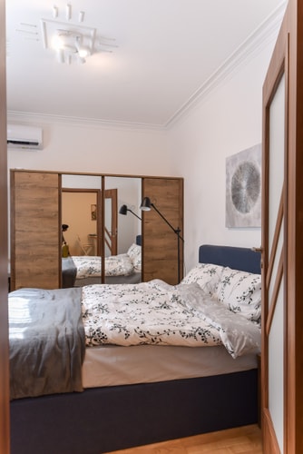 Cosy & renovated 2BD flat near Vitoshka 13 Flat Manager Booking