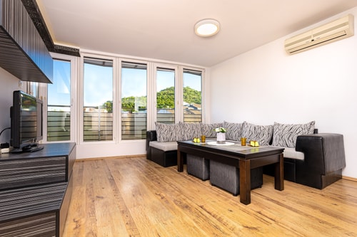 Nice 1BD Apartment next to Medical University 0 Flat Manager Booking