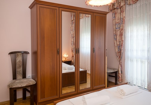 Sunny 2-Bedroom Flat near Sea Garden|Chayka, Varna 16 Flat Manager Booking