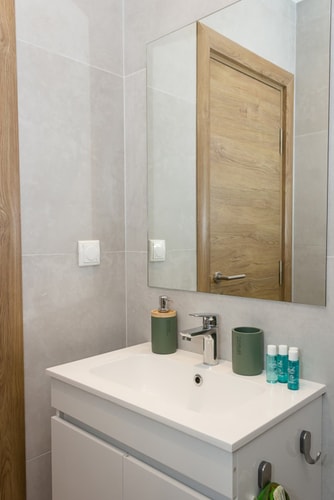 Brand New Modern 1BD Flat In Chayka 18 Flat Manager Booking