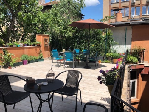 Champs-Élysées Sofia | 2BDR 2BTHR 3 Flat Manager Booking