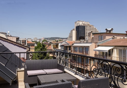 Warm&Comfy 3BD Apt Varna Center 42 Flat Manager Booking