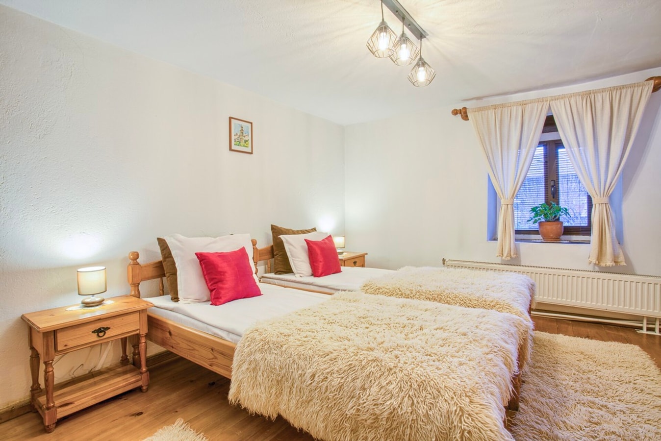 4- BDR House Monument of Culture & Architecture Flat Manager Booking