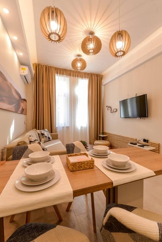 Sofia Dream Apartments - 1-BDR on Ekzarh Yosif 10 Flat Manager Booking