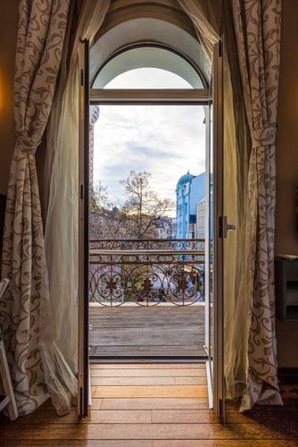 1BD Apartment with a Cute Balcony in Kapana 4 Flat Manager Booking