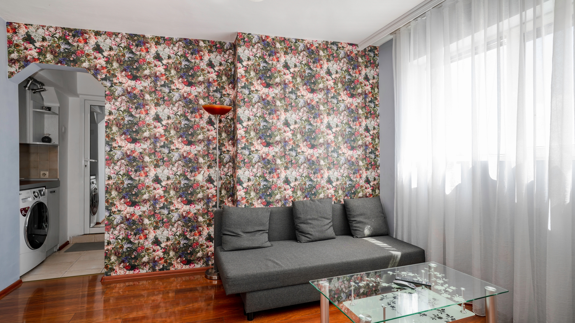 Central Cozy 1BD – Compact Chic Living 6 Flat Manager Booking