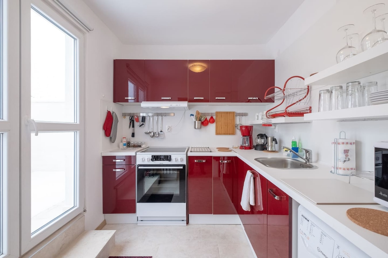 LZ Spacious One Bedroom Apartment in Top Centre 2 Flat Manager Booking