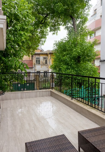Center оf Varna: 1BD  with terrace & desk 6 Flat Manager Booking