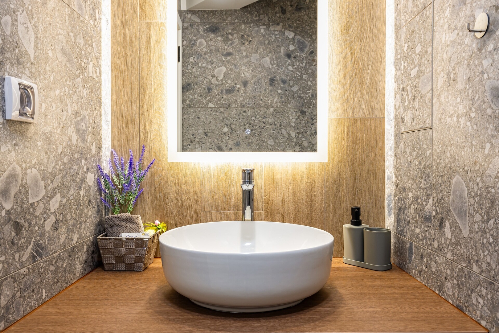 Chic Sage Hideaway | Work & Pleasure in Plovdiv 4 Flat Manager Booking