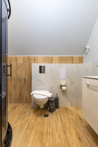 Central Apartments with Garden view - Apt No. 8 3 Flat Manager Booking