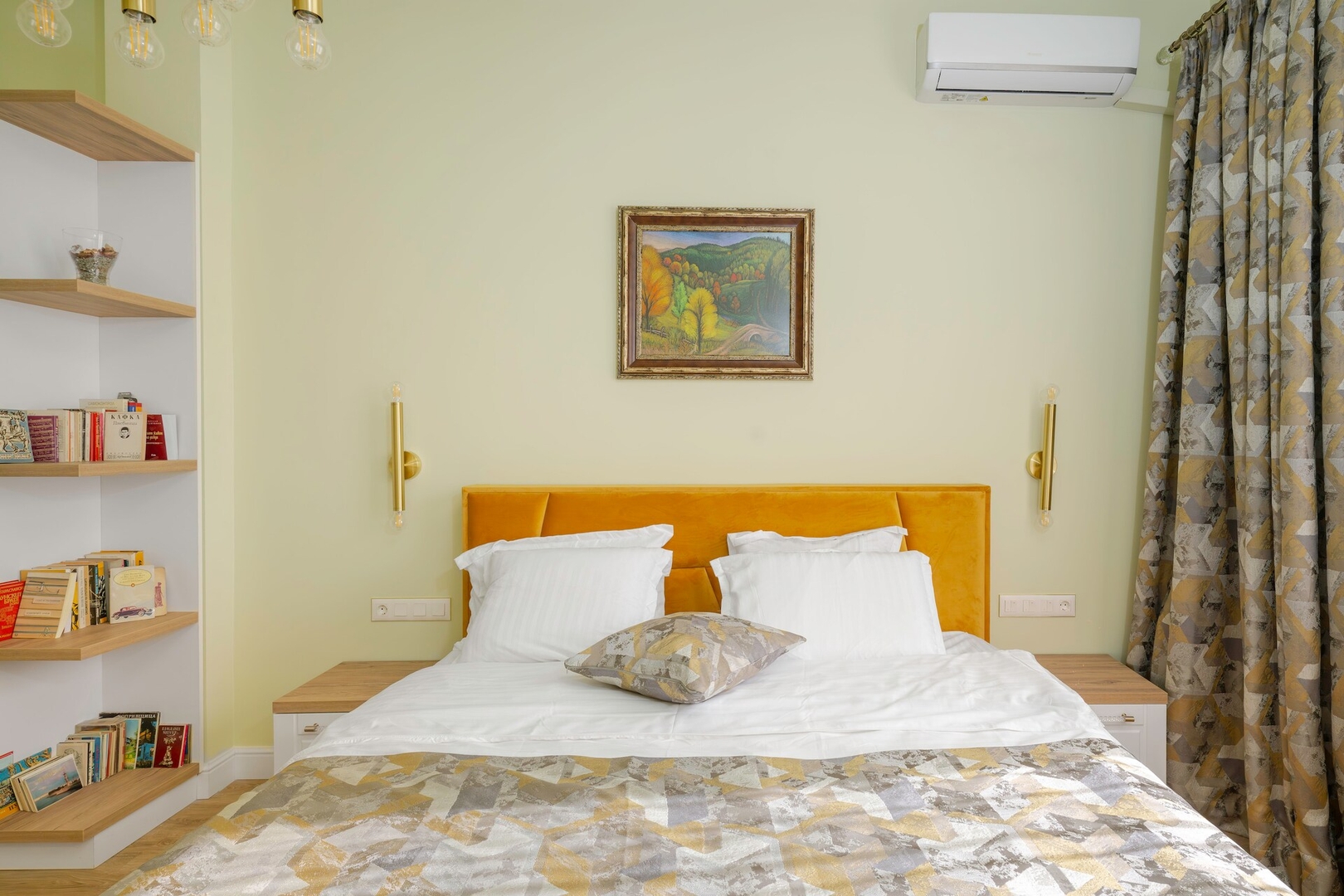 Urban Charm & Comfort: Chic 2BD in Prime Location 14 Flat Manager Booking