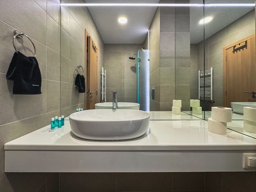 Quiet & Comfortable Urban Retreat 14 Flat Manager Booking