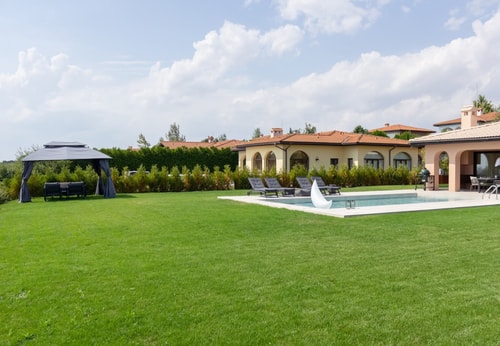 Luxury 4-bedroom Villa in Black Sea Rama Resort 26 Flat Manager Booking