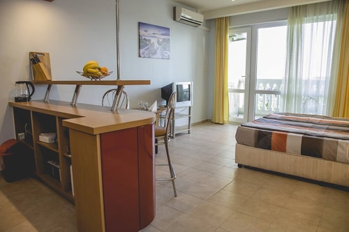 Private Studio in Planet Hotel, Sunny Beach Center 4 Flat Manager Booking