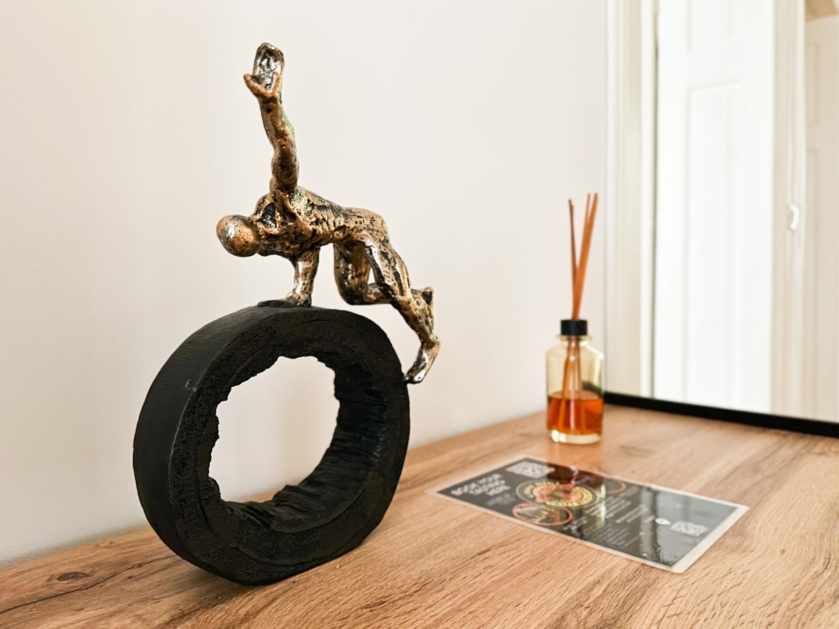 Classic Charm ~ 2BD Central Apartment 5 Flat Manager Booking