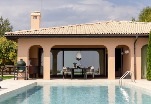 Luxury 4-bedroom Villa in Black Sea Rama Resort 3 Flat Manager Booking
