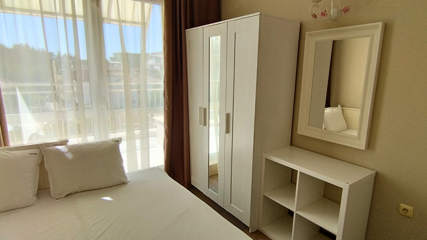 Peaceful Three-Bedroom in Briz, Varna 25 Flat Manager Booking