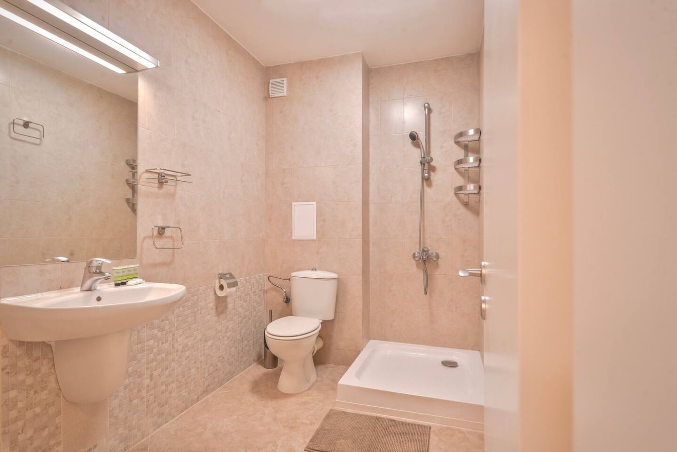 South Park, Vitosha View, 2-BDR, 2-BTHR Apartment 28 Flat Manager Booking
