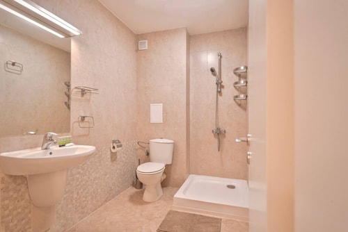 South Park, Vitosha View, 2-BDR, 2-BTHR Apartment 28 Flat Manager Booking