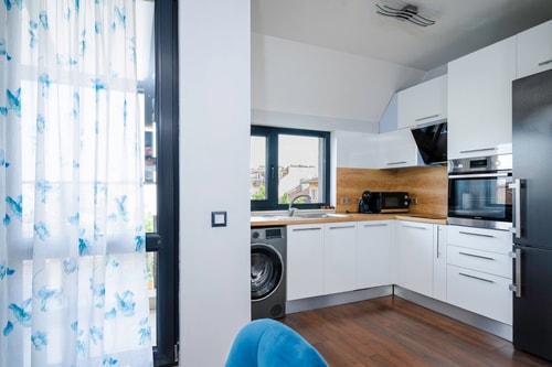 Feel at Home: Central 2BD Flat with Parking 6 Flat Manager Booking
