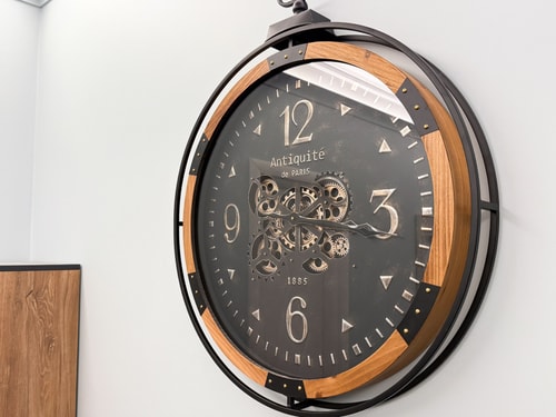 Radoslav Petyofi 2BD · Stylish 2-Bedroom Sofia Stay 6 Flat Manager Booking