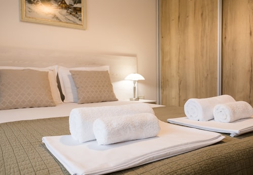 Stylish 1BR Steps from Sea Garden | Central Varna 17 Flat Manager Booking