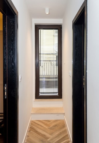 Center оf Varna: 1BD  with terrace & desk 13 Flat Manager Booking