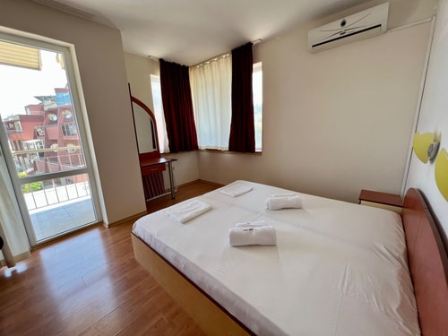 Private 1-BD Apartment with Balcony in Sozopol 9 Flat Manager Booking