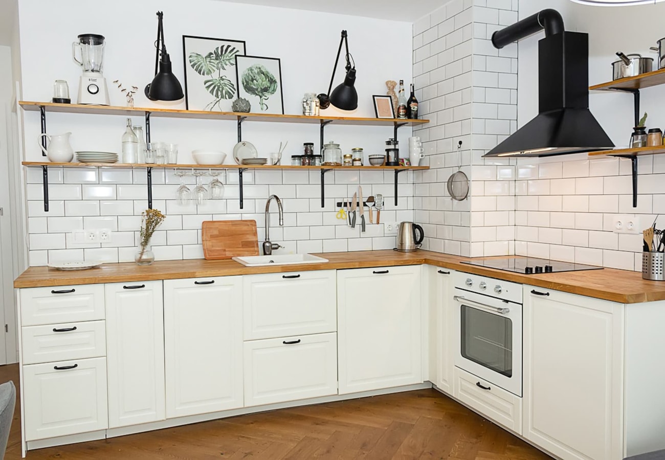 The Residential 1BD Apartment with an Outdoor Pool 10 Flat Manager Booking