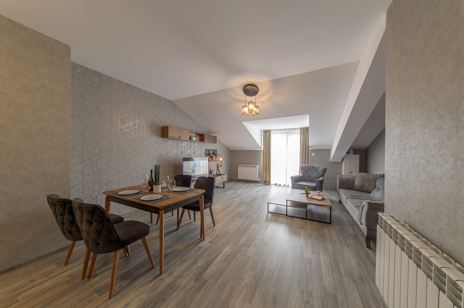 Luxury 2-bedroom apartment by Studenets Center 13 Flat Manager Booking