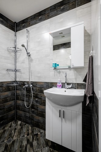 Central 1BD Next to Womens Market and Sofia's Gems 18 Flat Manager Booking