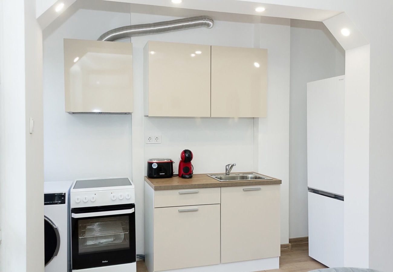 Bright 2-Bedroom Apartment Near Varna City Center 9 Flat Manager Booking