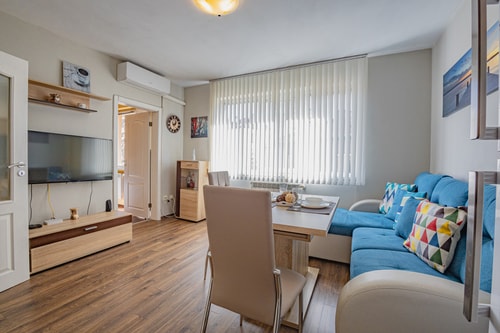 Modern 1BR Apt – Top Location, 4 min to Metro 6 Flat Manager Booking