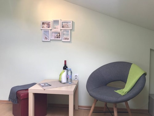 The Backpacker's Spot - Bus & Railway Station Gem 5 Flat Manager Booking