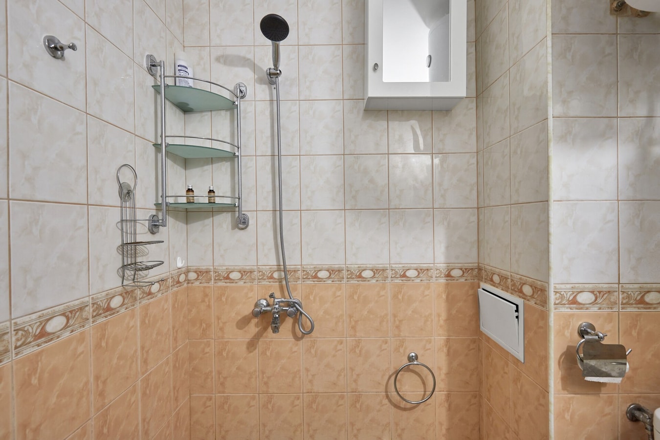 Charming 1-Bedroom Apartment in Ravda 11 Flat Manager Booking