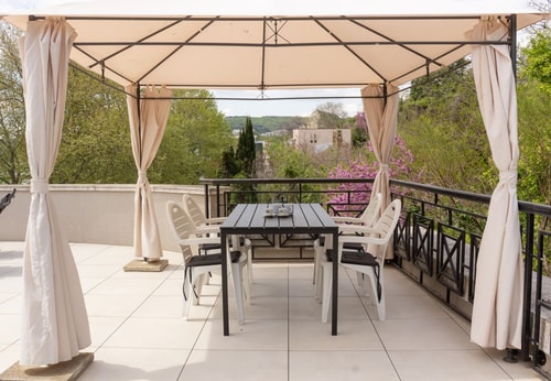 Cozy 1BD Apartment with a Spacious Terrace 24 Flat Manager Booking