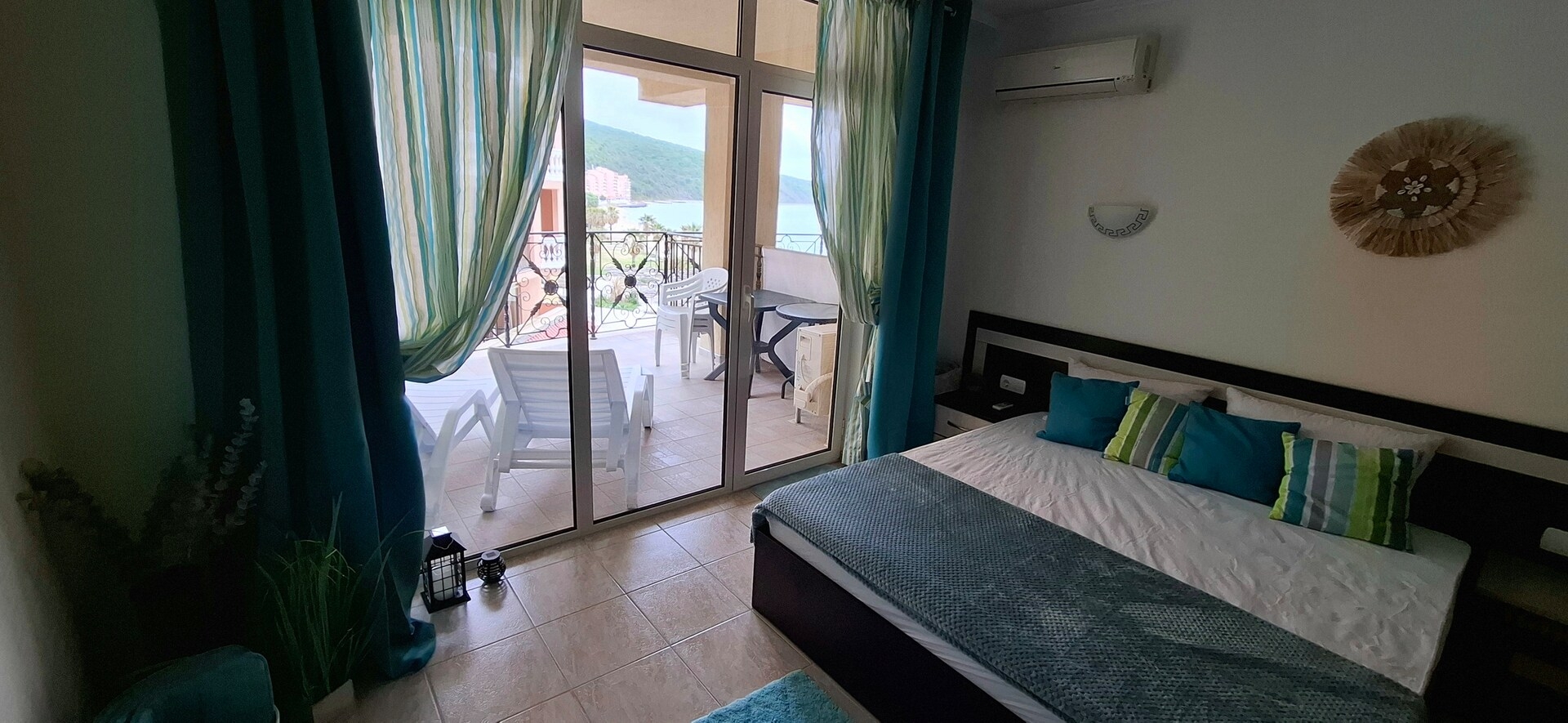 Stunning Sea View Studio in Elenite 17 Flat Manager Booking