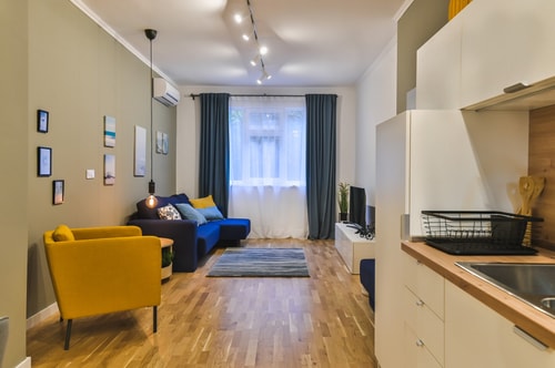 Pieces of Nature in a Stylish One-bedroom Flat 6 Flat Manager Booking