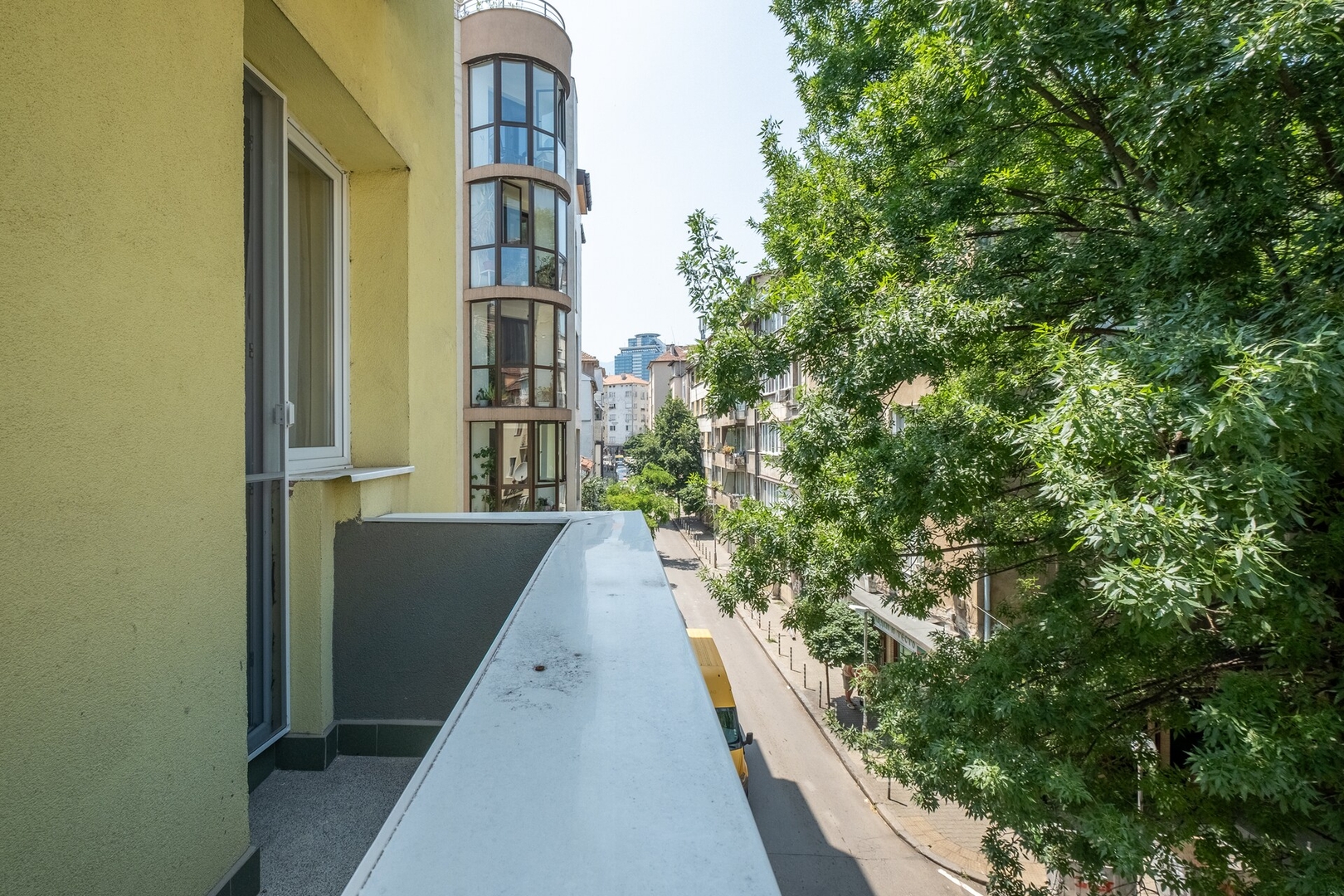 Central Charm ~ 2BD apartment close to NDK 4 Flat Manager Booking