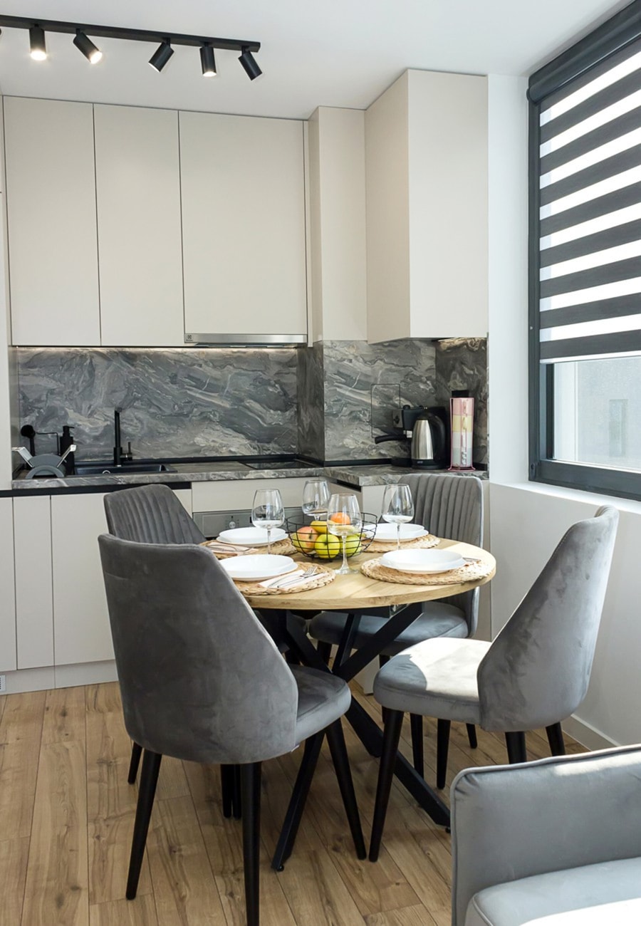 Chic Retreat in Varna's Fifth Element 8 Flat Manager Booking