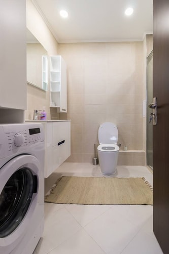 Pop your C-O-L-O-R-S - Funky and Modern 1BDR. Apt. 31 Flat Manager Booking