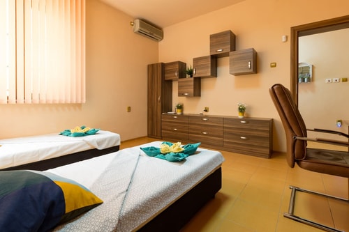 The Rocky House - Central & Private 2BDR 11 Flat Manager Booking