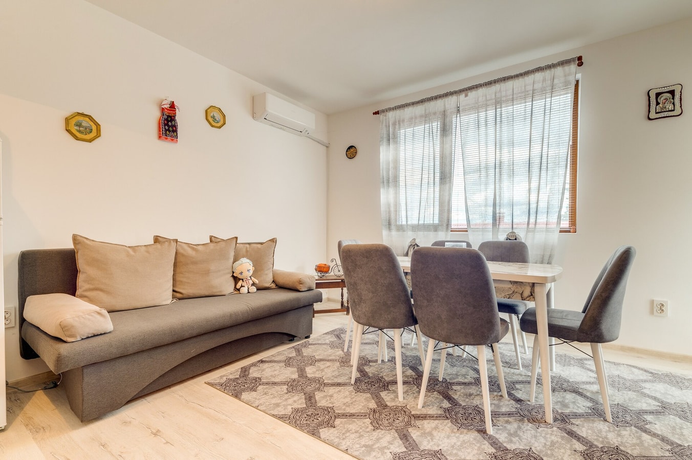 Villa Cometa 1BD - Balcony & Near Slope 7 10 Flat Manager Booking