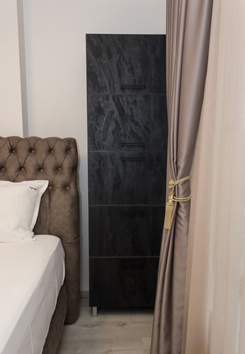 New Black & White Flat 5 Min Away From Sea Garden 12 Flat Manager Booking