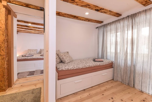 NEW Serdika Apartment | 2-BDR Artistic Maisonette 20 Flat Manager Booking