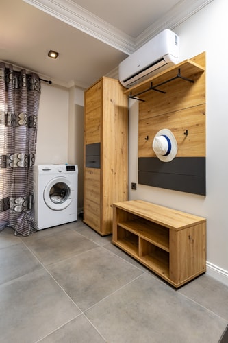 Central Apartments with Garden view - Apt No. 5 4 Flat Manager Booking